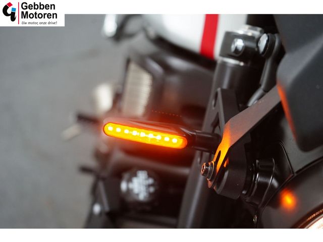 yamaha - xsr-700-xtribute