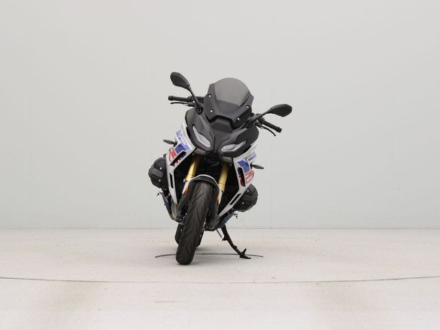 bmw - r-1300-rs