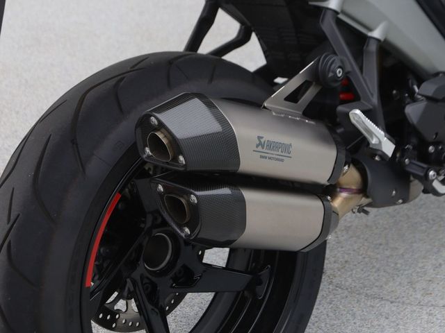 bmw - r-1300-rs