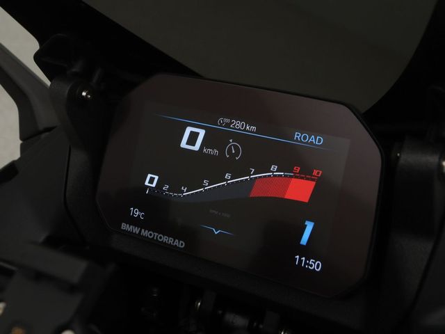 bmw - r-1300-rs