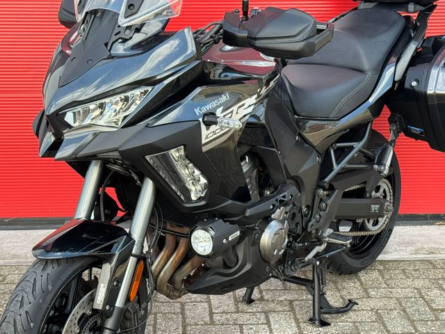 kawasaki - versys-1000-se-grand-tourer