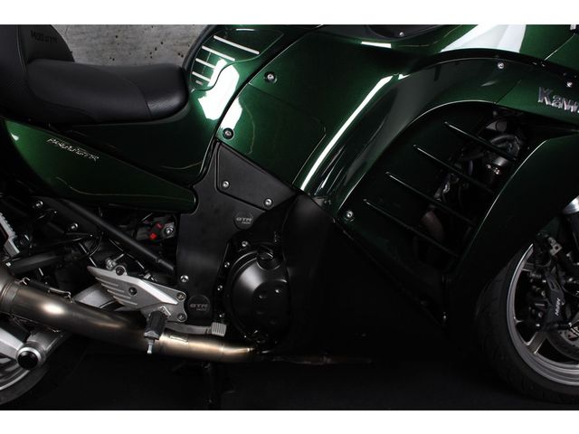 kawasaki - gtr-1400