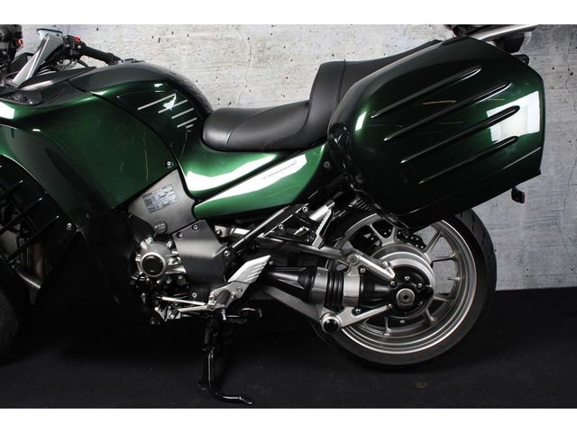 kawasaki - gtr-1400