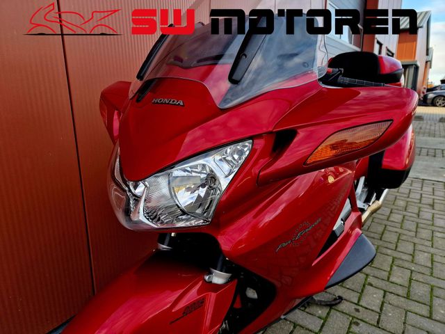 honda - st-1300-pan-european