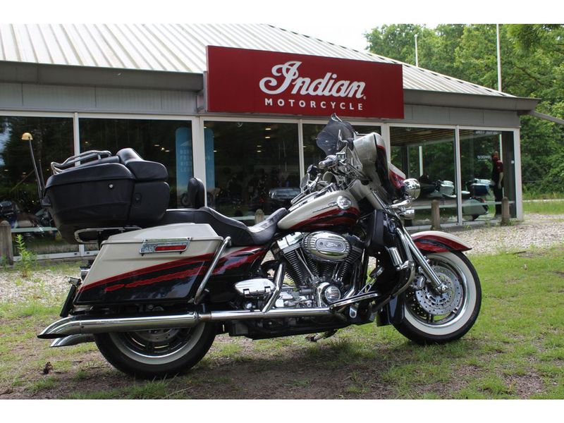 Harley-Davidson Electra Glide Flhtcuse 2006 occasion