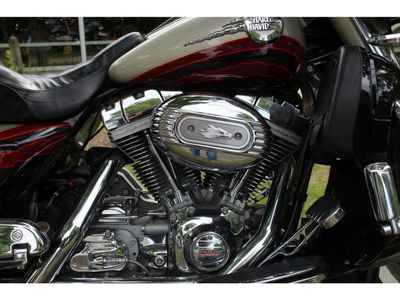 HARLEY-DAVIDSON ELECTRA GLIDE SCREAMIN EAGLE FLHTCSE – foto 2