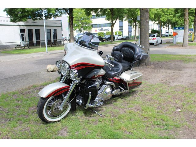 harley-davidson - electra-glide-screamin-eagle-flhtcse