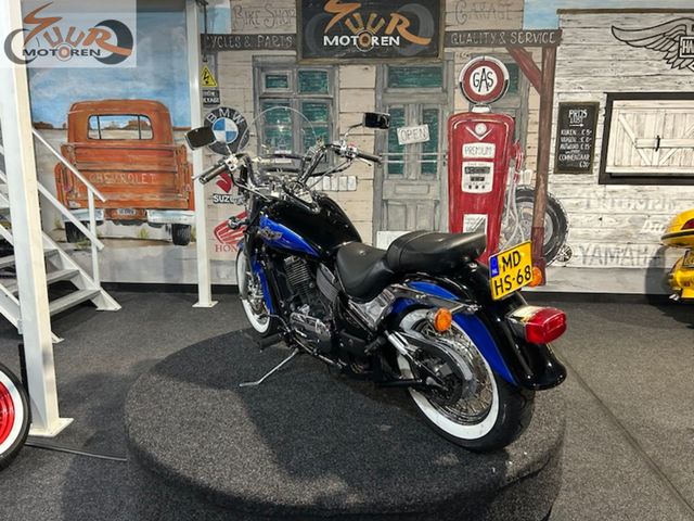 kawasaki - vn-800-classic