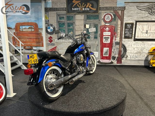 kawasaki - vn-800-classic