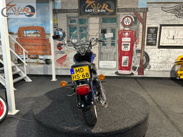 kawasaki - vn-800-classic