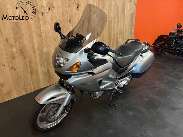 honda - nt-650-v-deauville