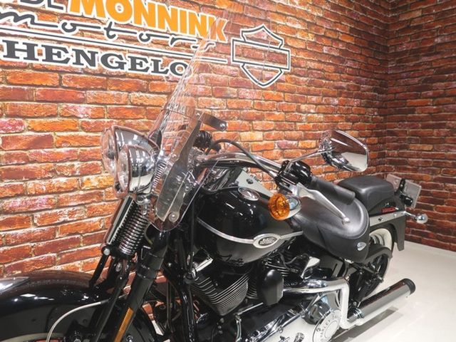 harley-davidson - springer-classic-flstsc-softail