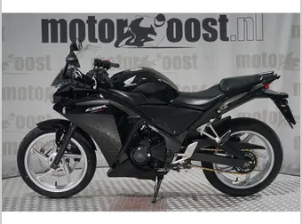 Honda CBR 250 R C-ABS 2011 occasion