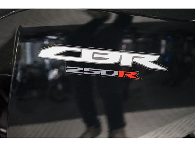honda - cbr-250-r-c-abs