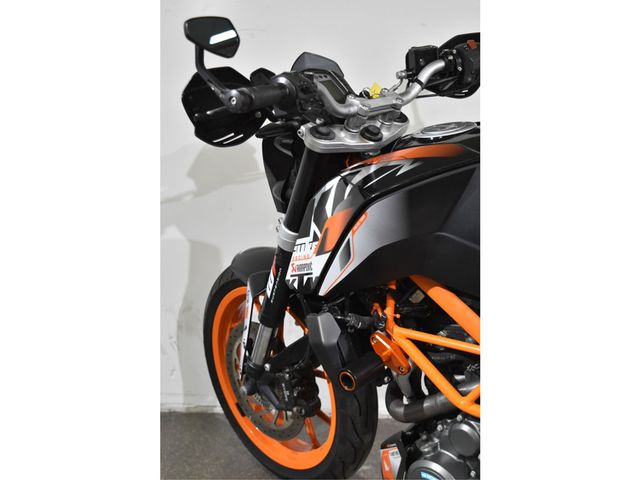 ktm - 390-duke-abs