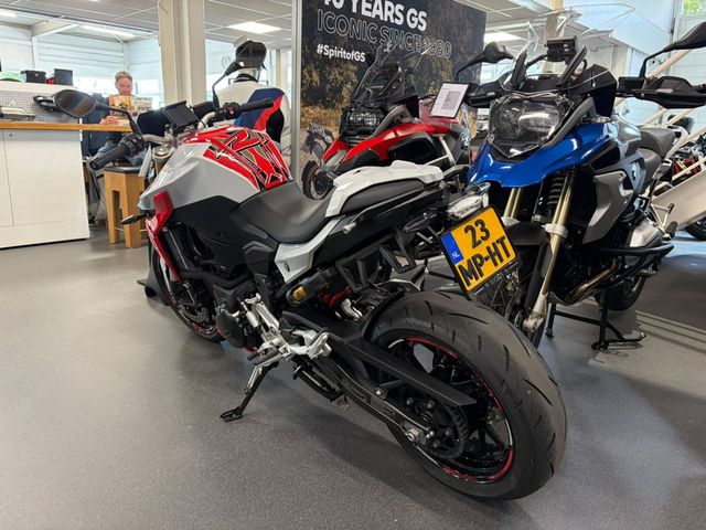 bmw - f-900-r