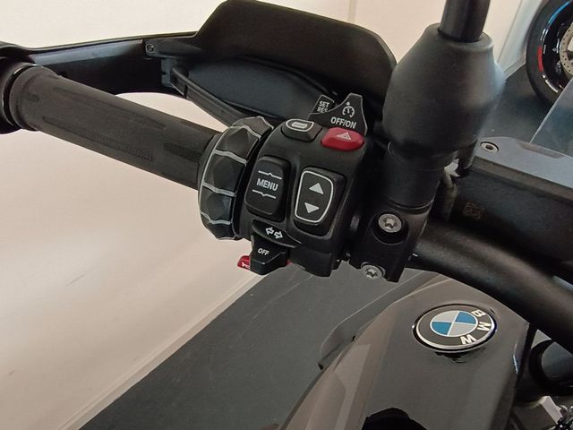 bmw - r-1300-gs