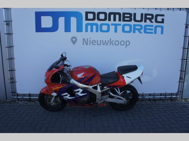honda - cbr-900-rr-fireblade
