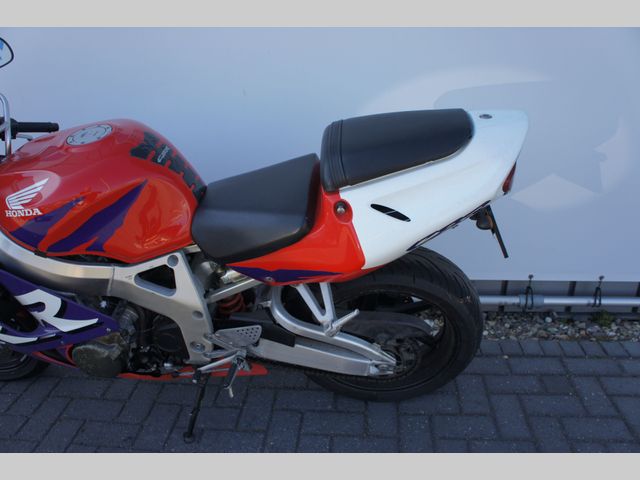 honda - cbr-900-rr-fireblade