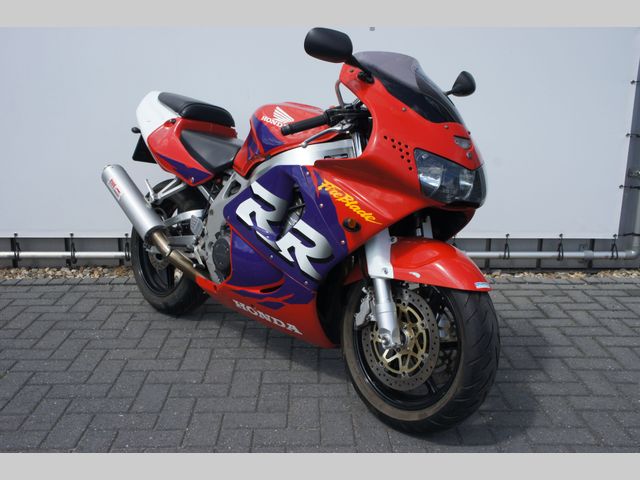honda - cbr-900-rr-fireblade