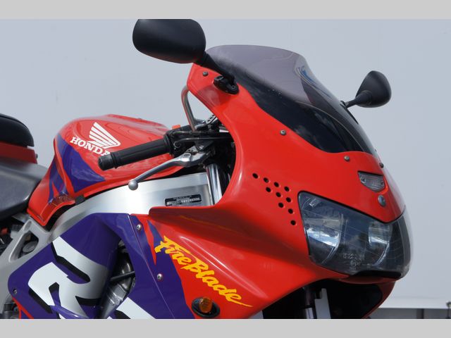 honda - cbr-900-rr-fireblade