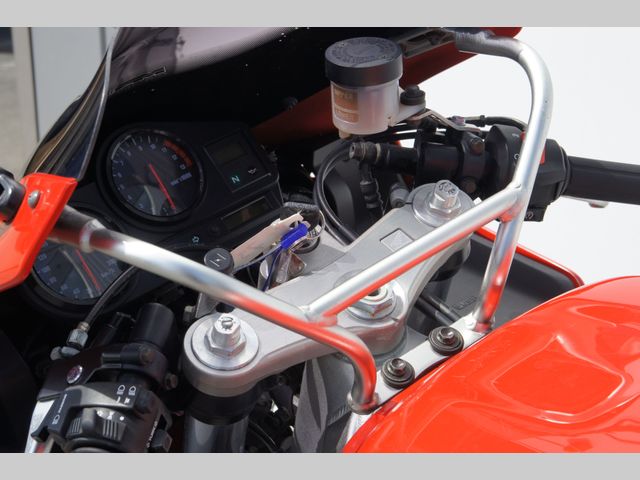honda - cbr-900-rr-fireblade