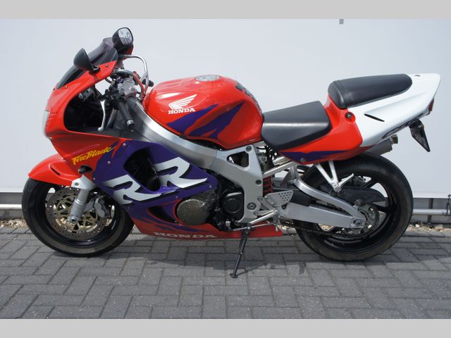 honda - cbr-900-rr-fireblade