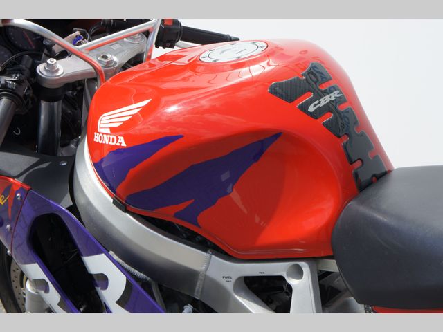 honda - cbr-900-rr-fireblade