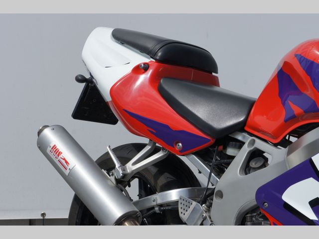honda - cbr-900-rr-fireblade