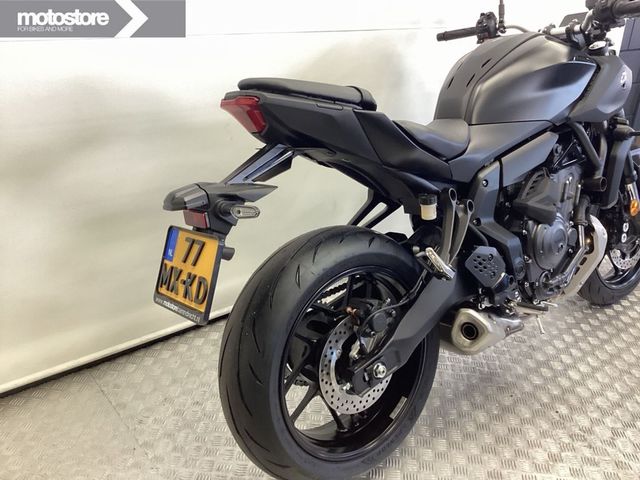 yamaha - mt-07-y-amt