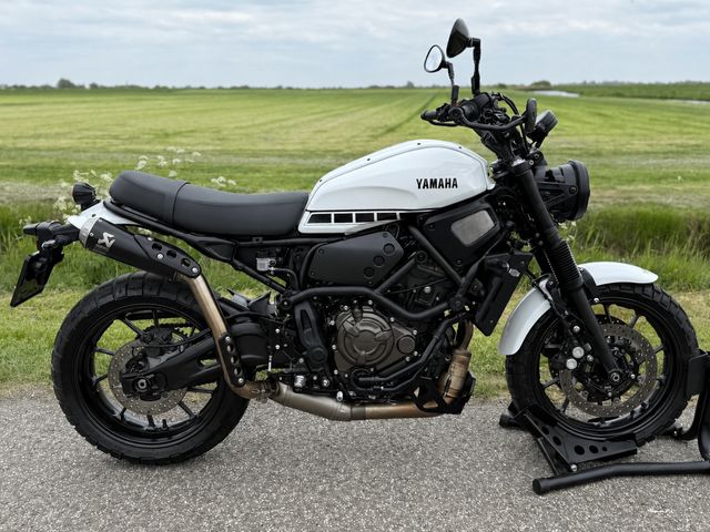 yamaha - xsr-700-abs