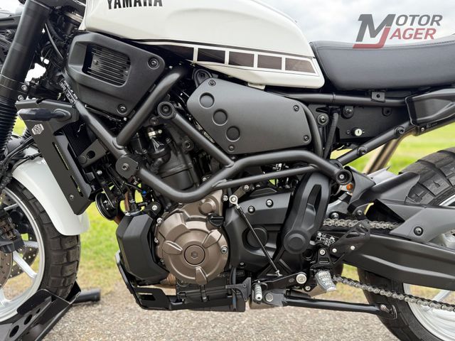 yamaha - xsr-700-abs