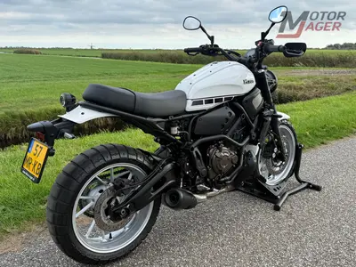 YAMAHA XSR 700 ABS – foto 4