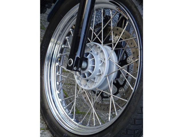 moto-guzzi - v-65-nevada