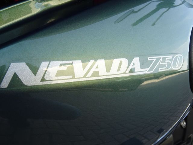 moto-guzzi - v-65-nevada