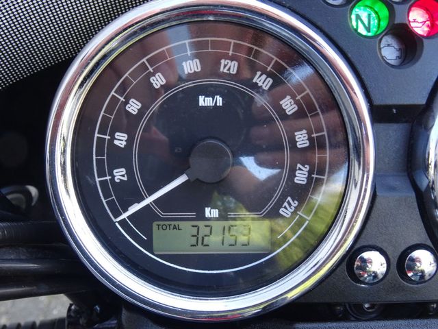 moto-guzzi - v-65-nevada