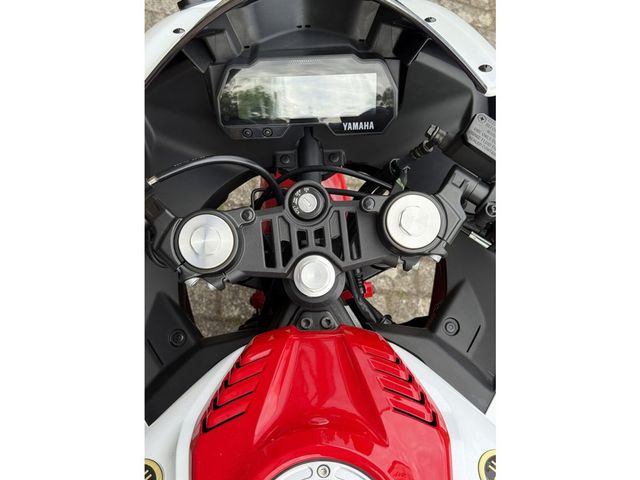 yamaha - yzf-r-125-world-gp-60th-anniversary