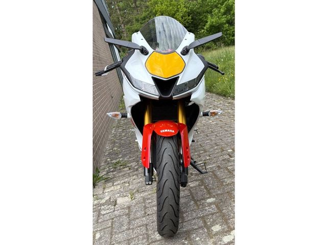 yamaha - yzf-r-125-world-gp-60th-anniversary