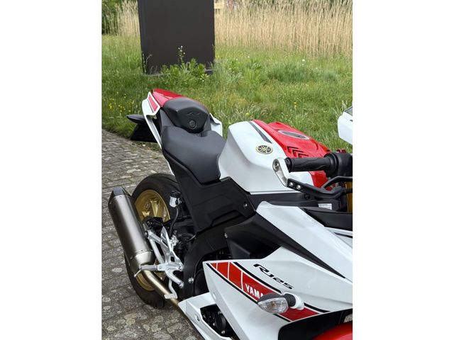 yamaha - yzf-r-125-world-gp-60th-anniversary