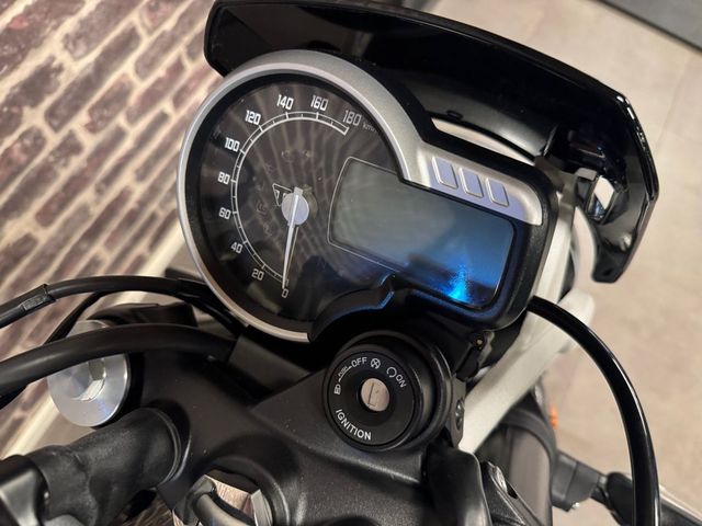 triumph - tracker-400