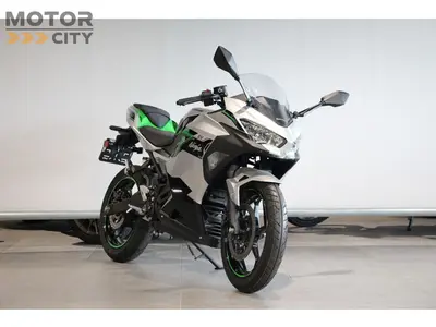 KAWASAKI NINJA e-1 – foto 2