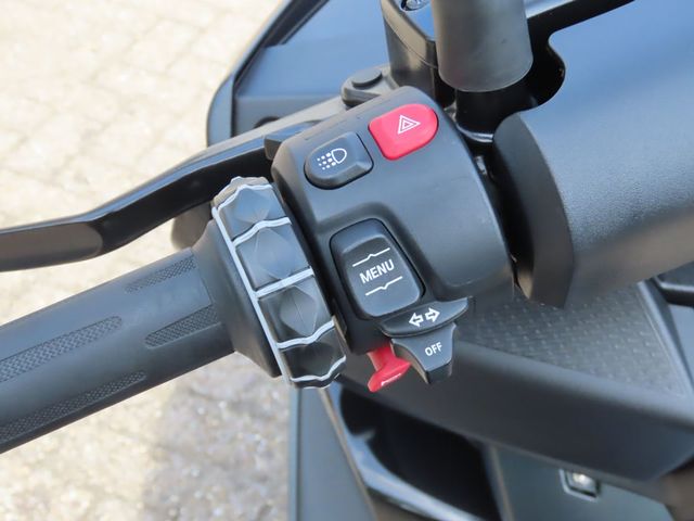 bmw - c-400-gt