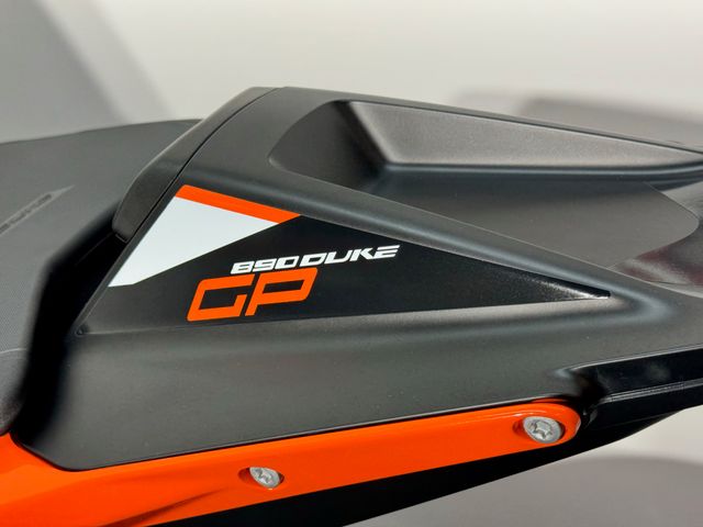 ktm - 890-duke-gp