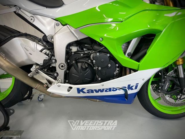 kawasaki - ninja-zx-6r-40th-anniversary-edition-performance