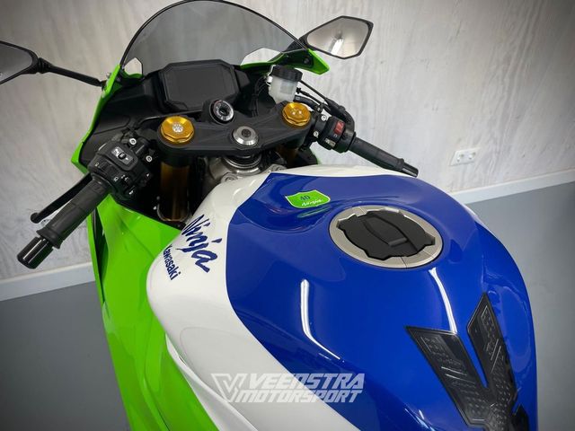 kawasaki - ninja-zx-6r-40th-anniversary-edition-performance