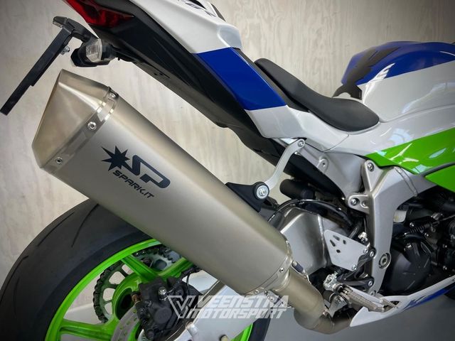 kawasaki - ninja-zx-6r-40th-anniversary-edition-performance
