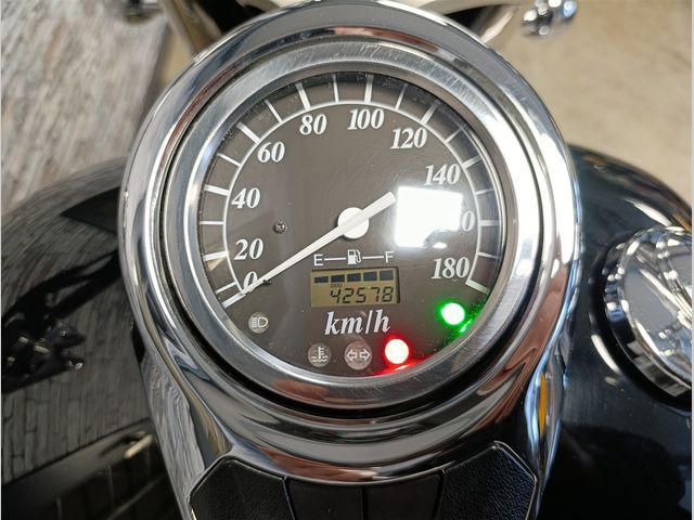 suzuki - vl-800-volusia