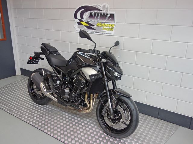 kawasaki - z900