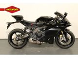 YAMAHA YZF R9