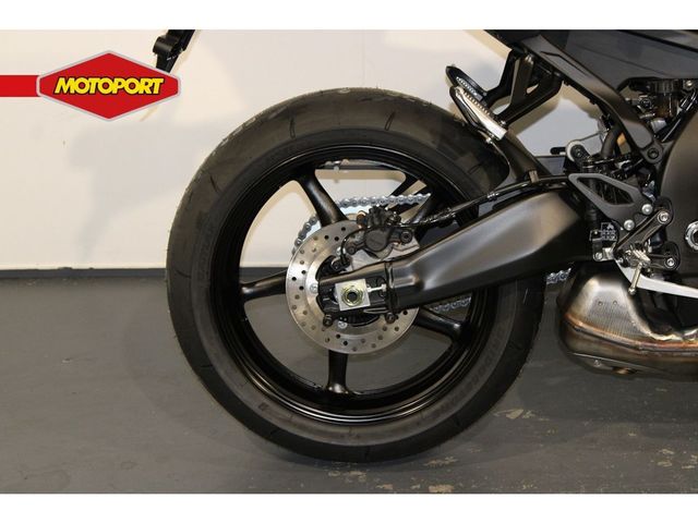 yamaha - yzf-r9